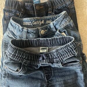 4/4T boys jeans. 3 pairs. Old Navy, Cat and Jack, Osh Gosh.